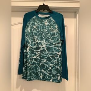 Men’s swim/sun protection shirt.